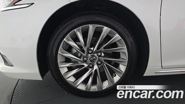 Lexus ES из Кореи Encar