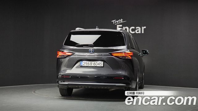 Toyota Sienna из Кореи Encar