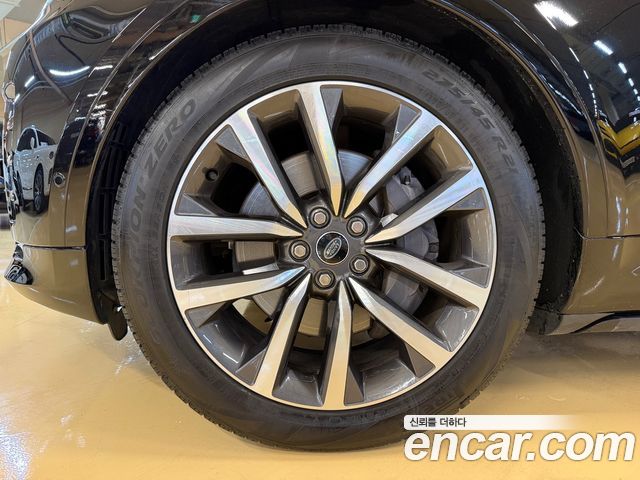 Land Rover Discovery P360 R-Dynamic SE — пробег 70 100 км — фото 5 из 5