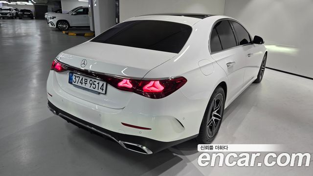 Mercedes-Benz E-Class из Кореи Encar