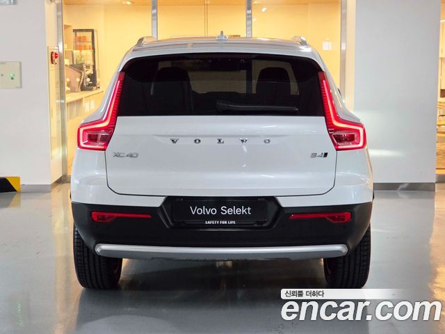 Volvo XC40 из Кореи Encar