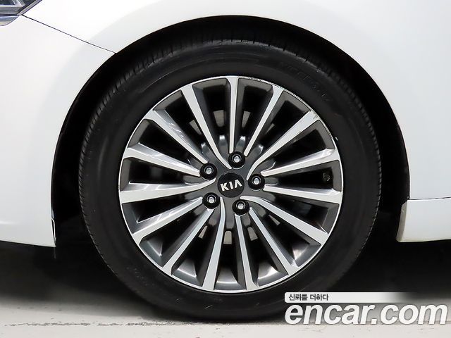 Kia K7 из Кореи Encar