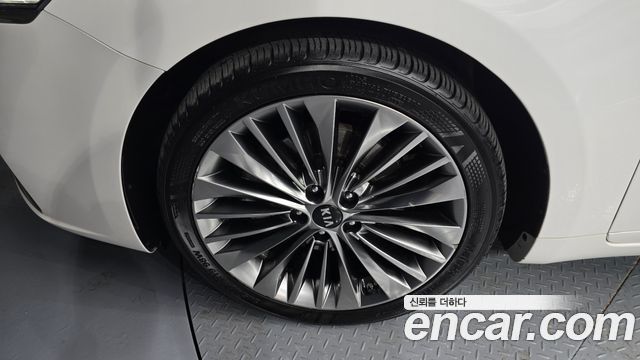 Kia K7 из Кореи Encar