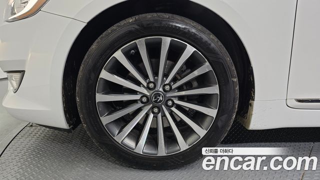 Kia K7 из Кореи Encar