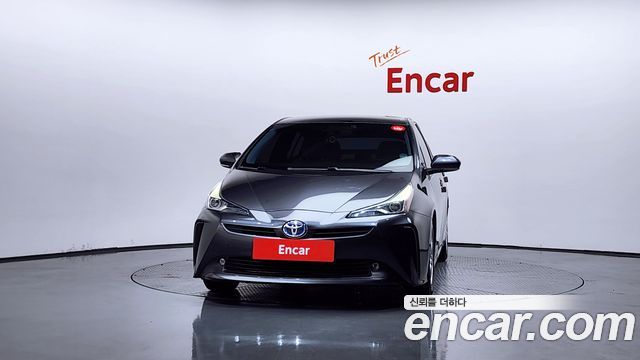 Toyota Prius 1.8 — пробег 161 134 км — фото 3 из 5