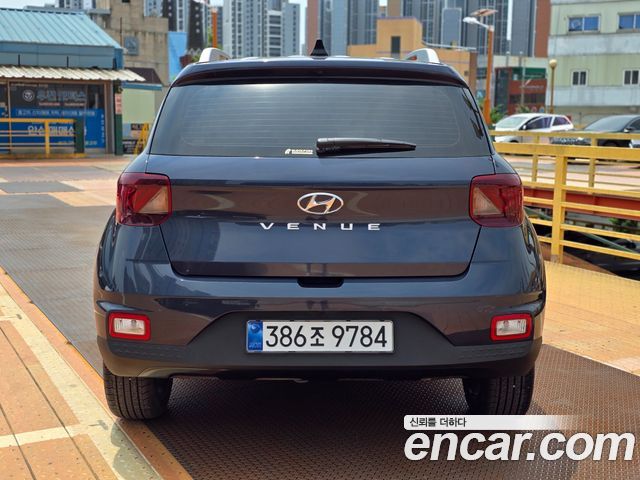 Hyundai Venue из Кореи Encar
