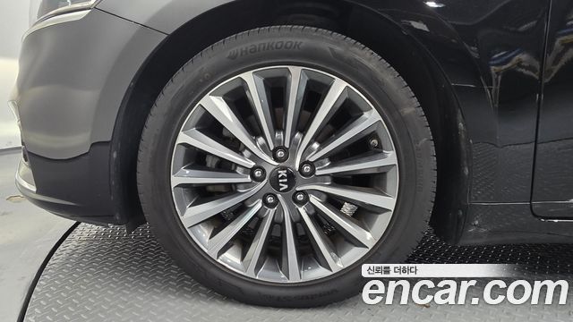 Kia K7 из Кореи Encar