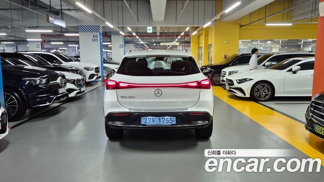 Mercedes-Benz EQA из Кореи Encar