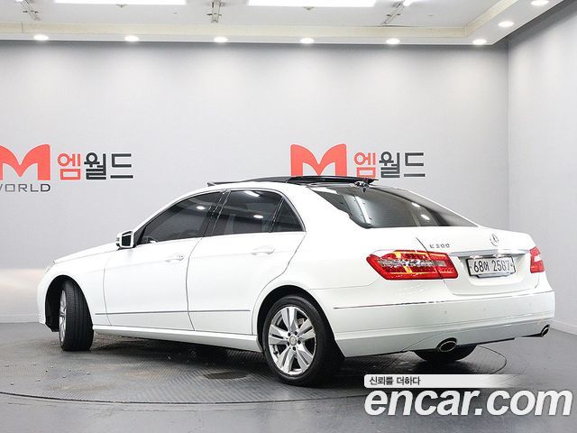 Mercedes-Benz E-Class из Кореи Encar