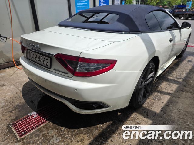 Maserati Gran Cabrio из Кореи Encar