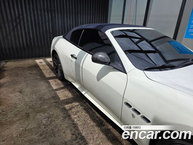 Maserati Gran Cabrio из Кореи Encar