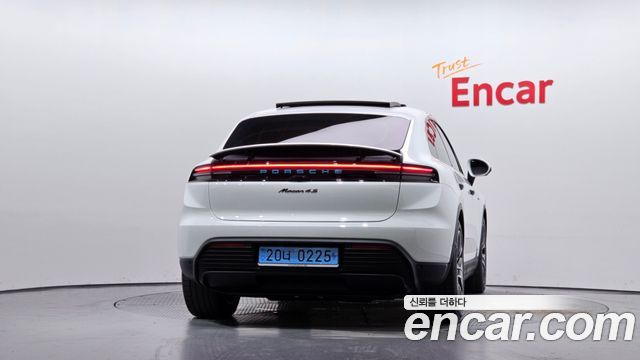 Porsche Macan из Кореи Encar