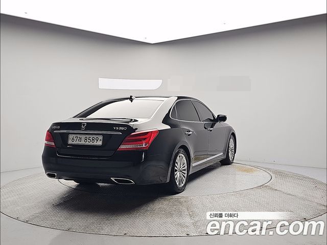 Hyundai Equus из Кореи Encar