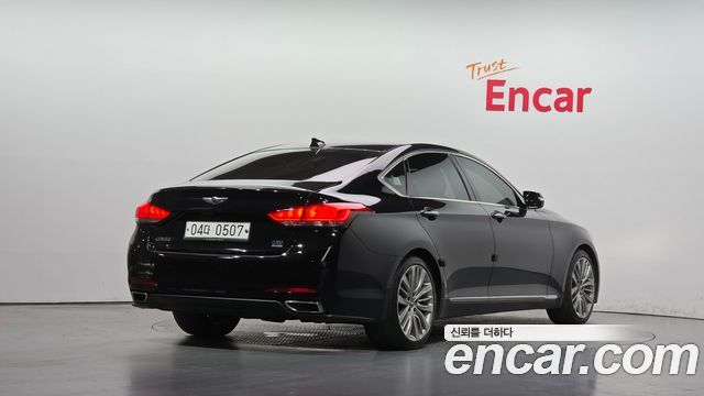 Hyundai Genesis из Кореи Encar