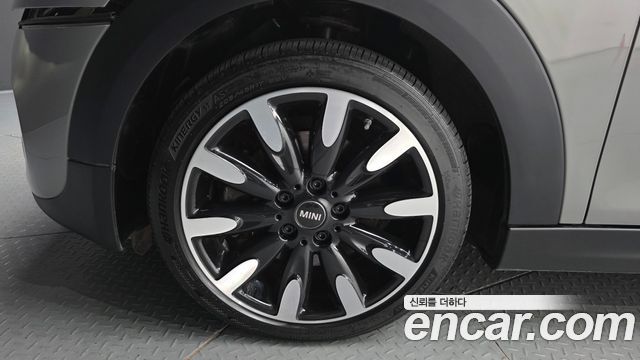 Mini Cooper из Кореи Encar