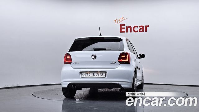 Volkswagen Polo из Кореи Encar