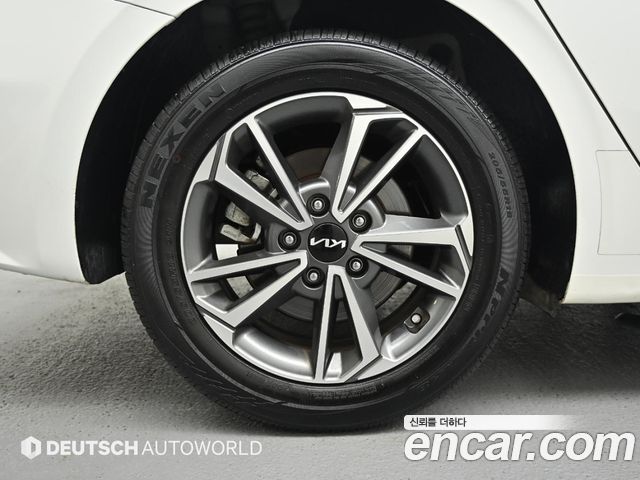 Kia K3 из Кореи Encar