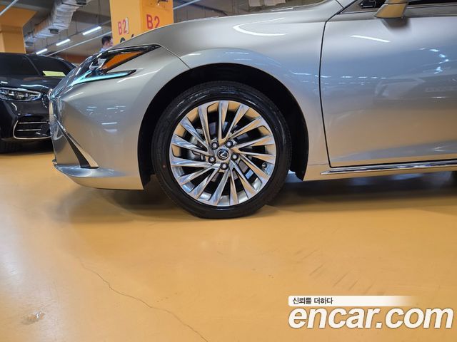 Lexus ES из Кореи Encar