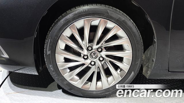 Lexus ES из Кореи Encar