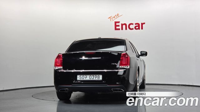 Chrysler 300C из Кореи Encar