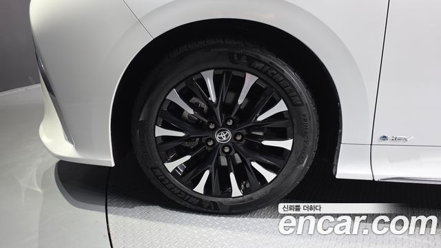 Toyota Alphard из Кореи Encar
