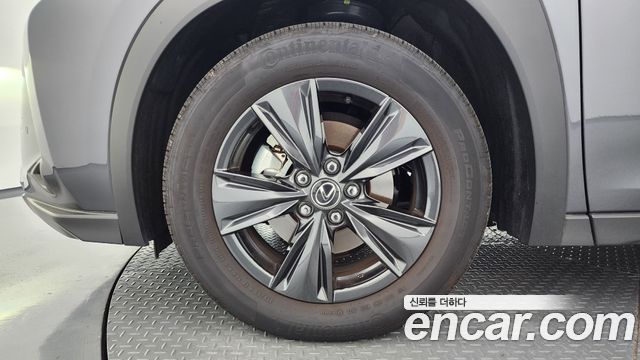 Lexus UX из Кореи Encar