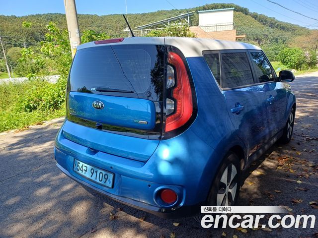 Kia Soul EV — пробег 106 185 км — фото 2 из 5