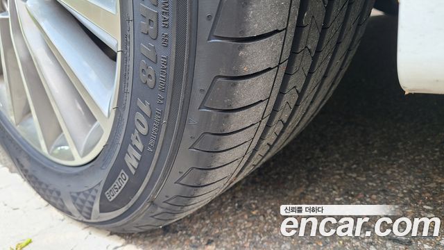 Hyundai Equus из Кореи Encar