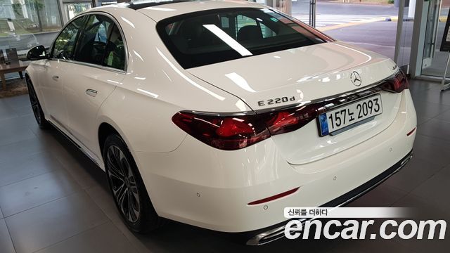 Mercedes-Benz E-Class из Кореи Encar