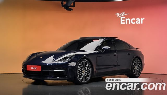 Porsche Panamera 3.0 AWD — пробег 71 029 км — фото 1 из 5