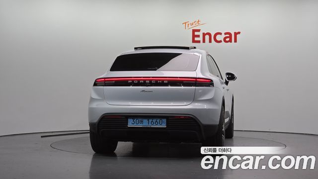 Porsche Macan из Кореи Encar