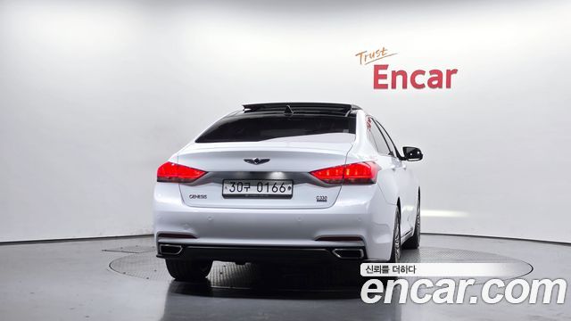 Hyundai Genesis из Кореи Encar