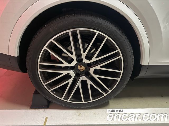 Porsche Cayenne 3.0 Coupe — пробег 9 600 км — фото 5 из 5