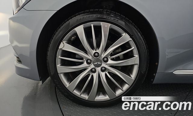 Hyundai Genesis из Кореи Encar