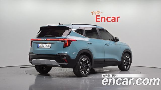 Kia Seltos из Кореи Encar