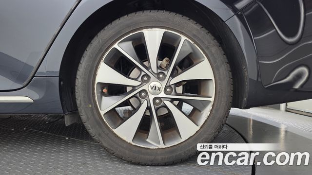 Kia K5 из Кореи Encar