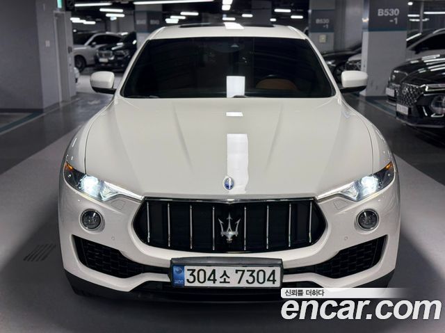 Maserati Levante 3.0 Diesel AWD Premium — пробег 109 682 км — фото 2 из 5