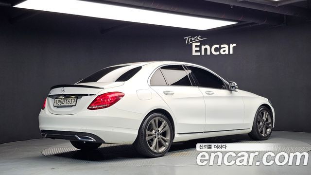 Mercedes-Benz C-Class из Кореи Encar