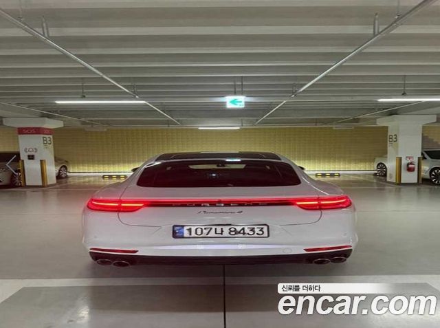 Porsche Panamera 3.0 AWD — пробег 234 404 км — фото 5 из 5