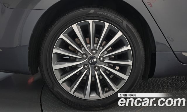 Kia K7 из Кореи Encar