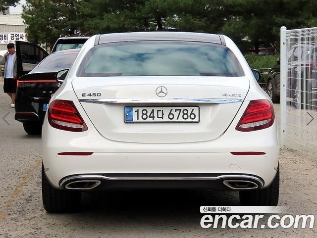 Mercedes-Benz E-Class из Кореи Encar