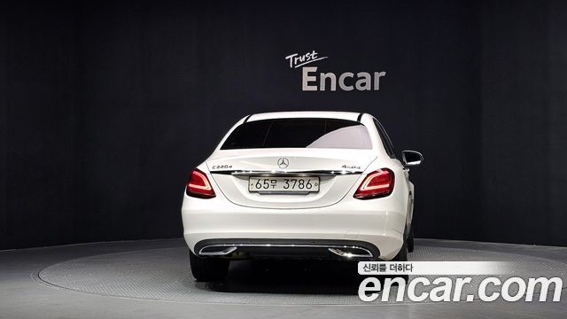 Mercedes-Benz C-Class из Кореи Encar