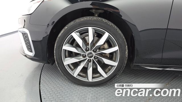 Audi A4 из Кореи Encar
