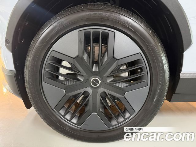 Volvo EX30 из Кореи Encar