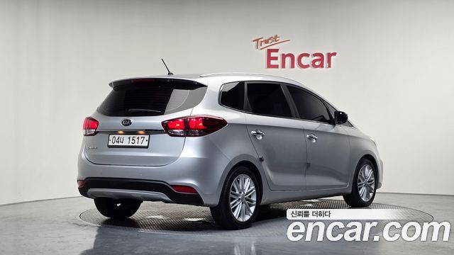 Kia Carens из Кореи Encar