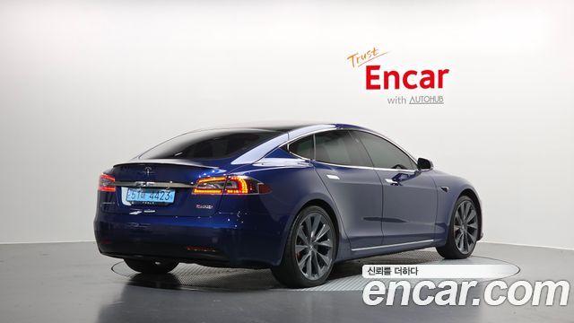 Tesla Model S из Кореи Encar