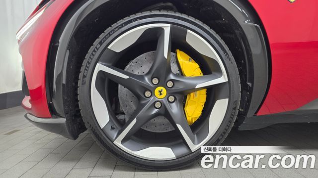 Ferrari Purosangue из Кореи Encar