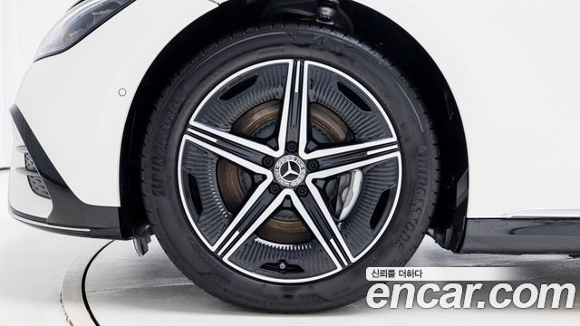 Mercedes-Benz EQE из Кореи Encar