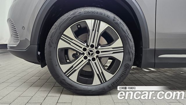 Mercedes-Benz EQA из Кореи Encar