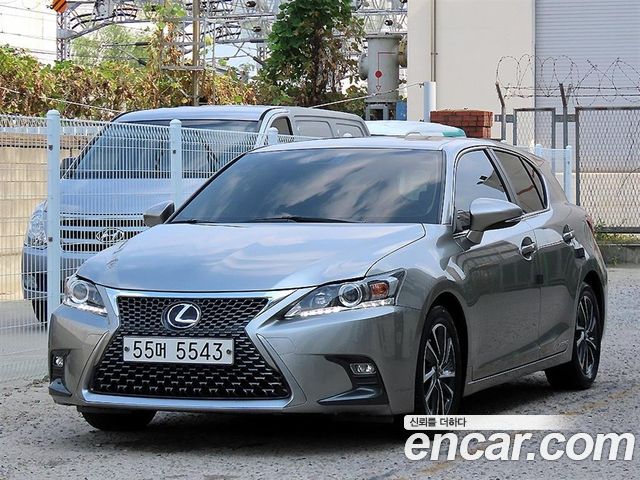 Lexus CT200h из Кореи Encar